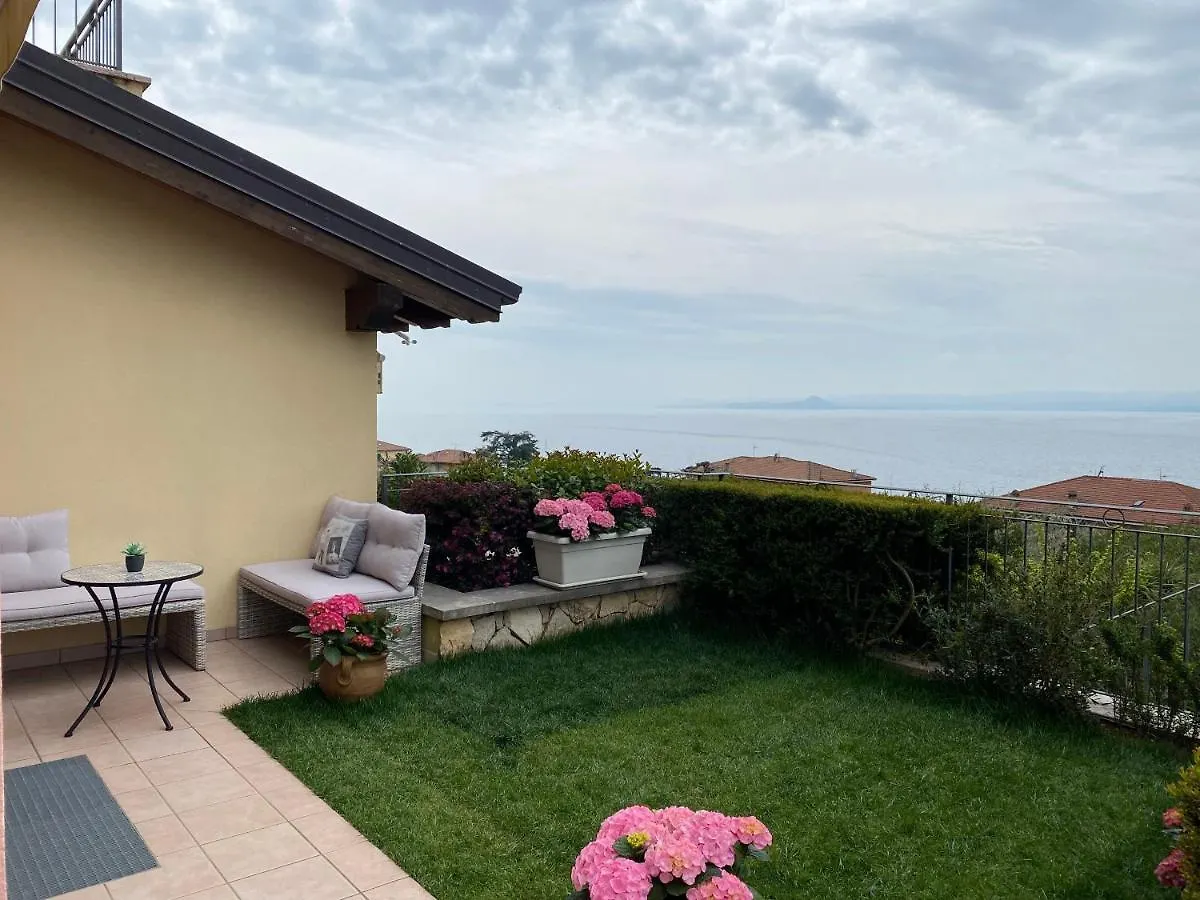 Il Paradiso Apartments Great View Gardasee Torri Del Benaco Italy
