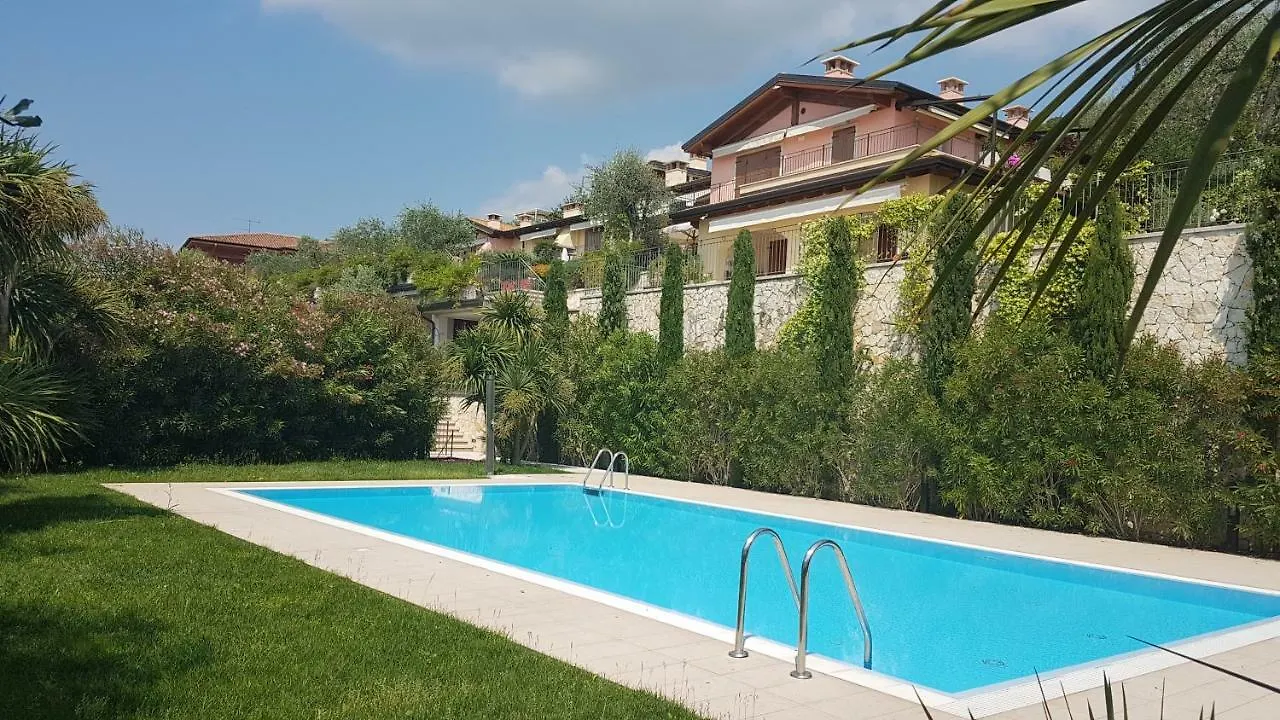 Il Paradiso Apartments Great View Gardasee Torri Del Benaco 0*,  Italy