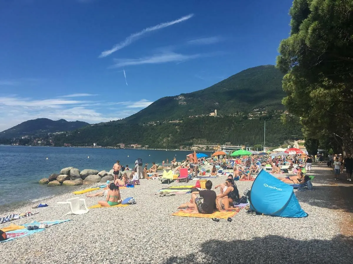Il Paradiso Apartments Great View Gardasee Torri Del Benaco 0*,